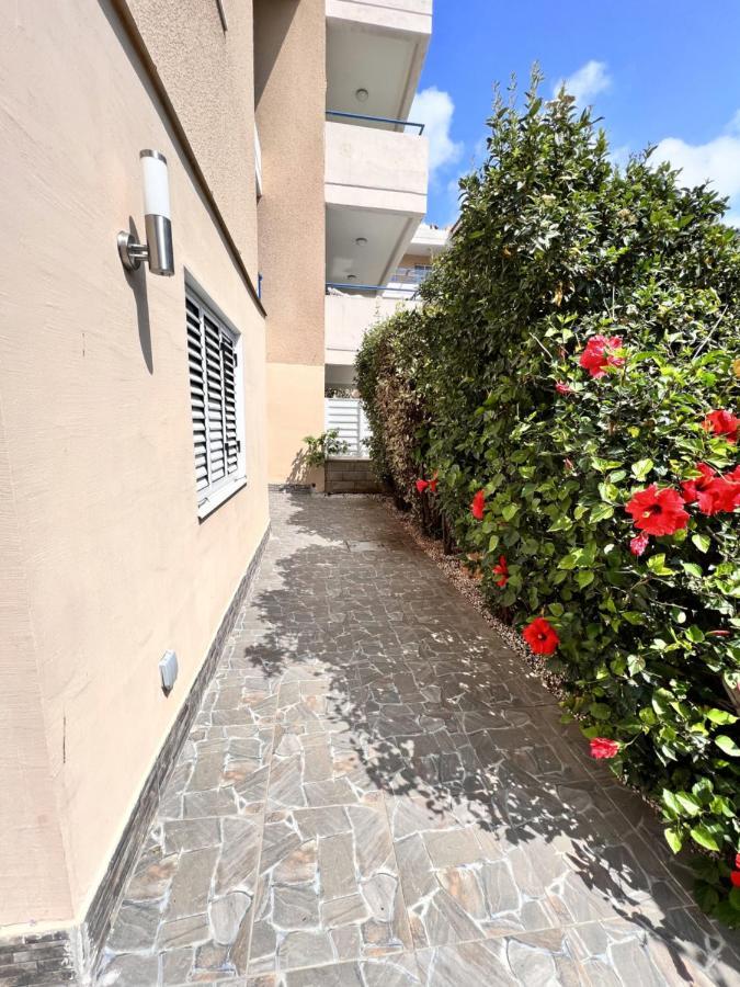 Pafia Sunbeach Townhouse Paphos Eksteriør billede
