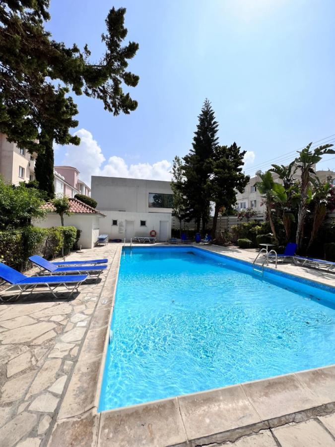 Pafia Sunbeach Townhouse Paphos Eksteriør billede