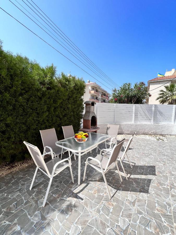 Pafia Sunbeach Townhouse Paphos Eksteriør billede